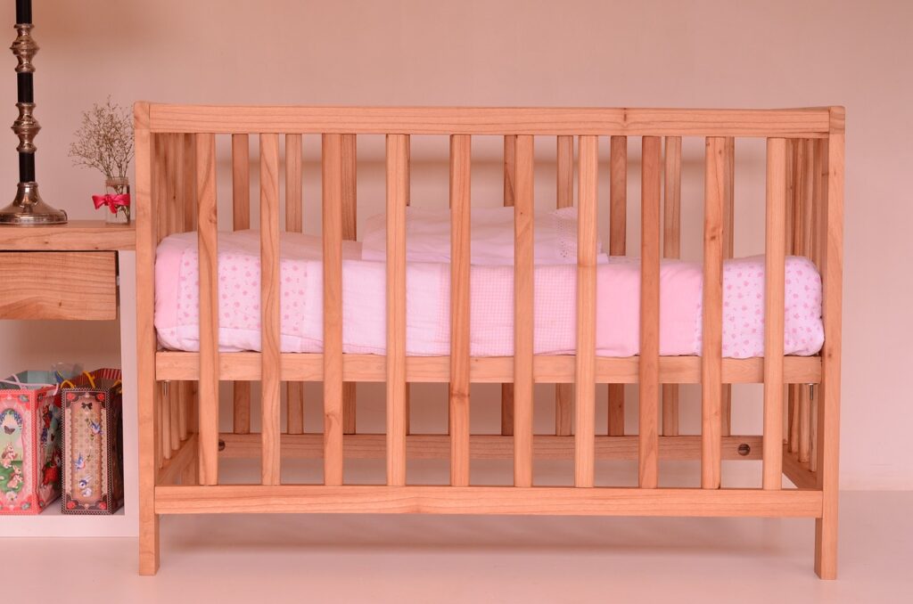 crib-446361_1280